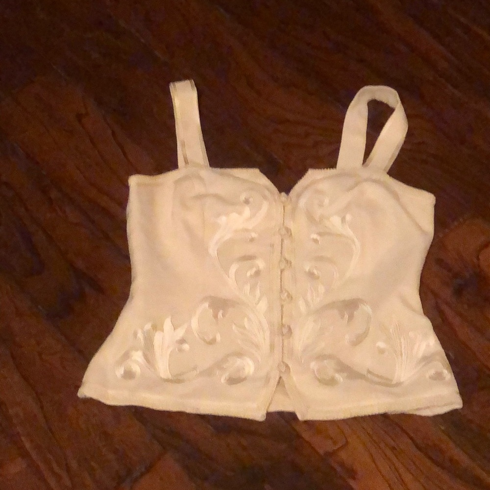 Andrea Jovine bridal button top size 6